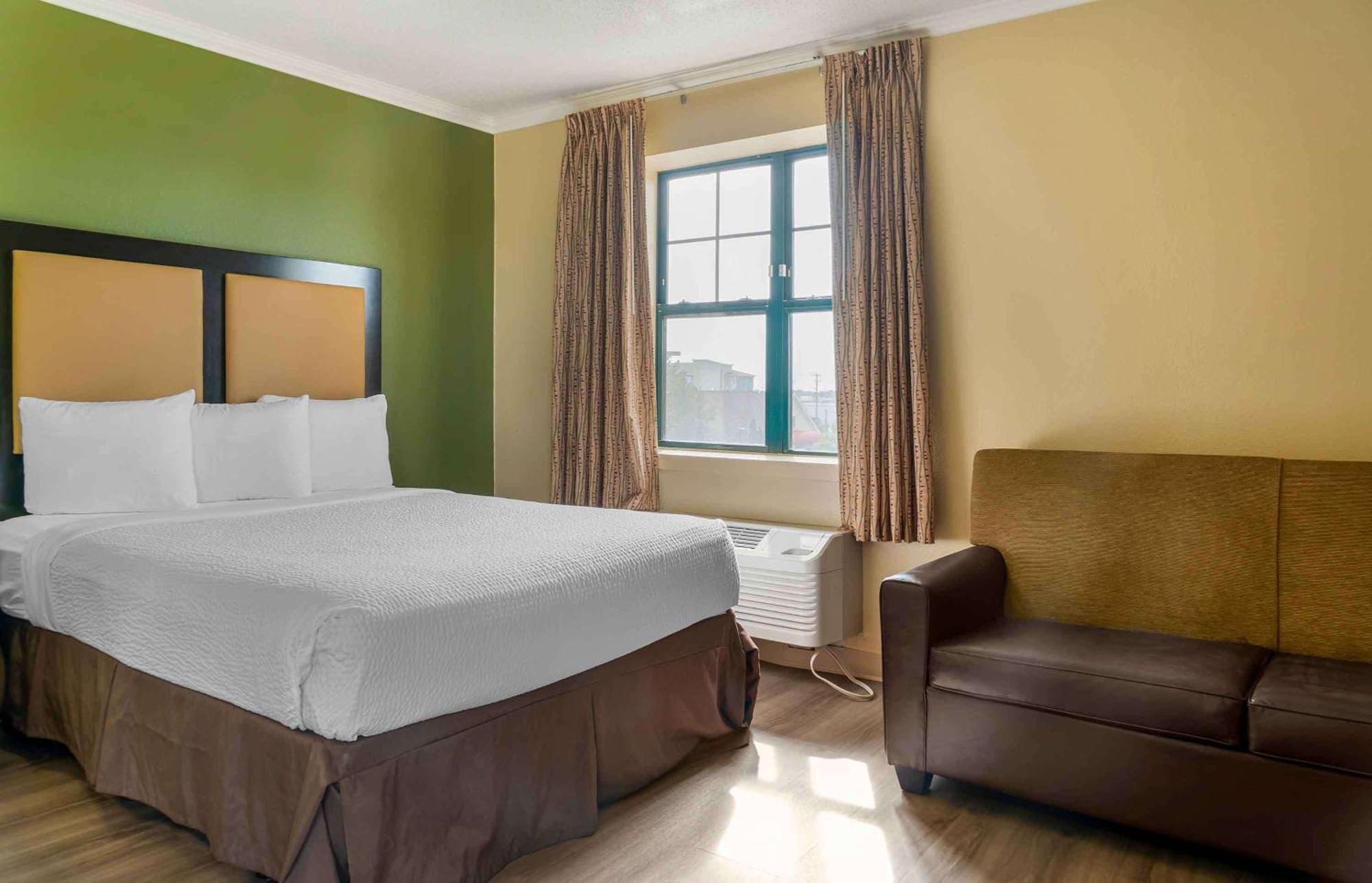 Extended Stay America Suites - Detroit - Madison Heights Exteriör bild